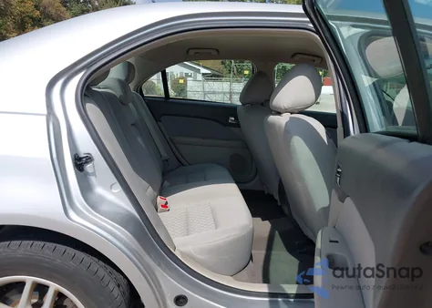 2012 Ford Fusion S z USA, uszkodzony, nr VIN 3FAHP0GAXCR175072